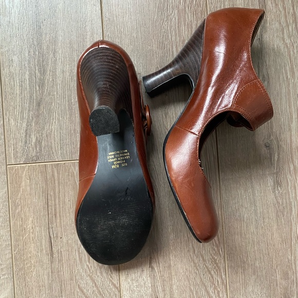 Adorable academia heels - Picture 5 of 10